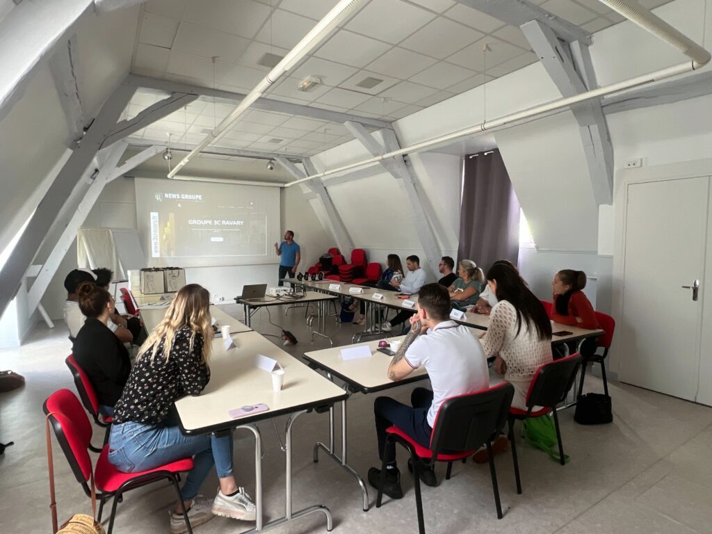 Équipe en séminaire d’entreprise à Angers